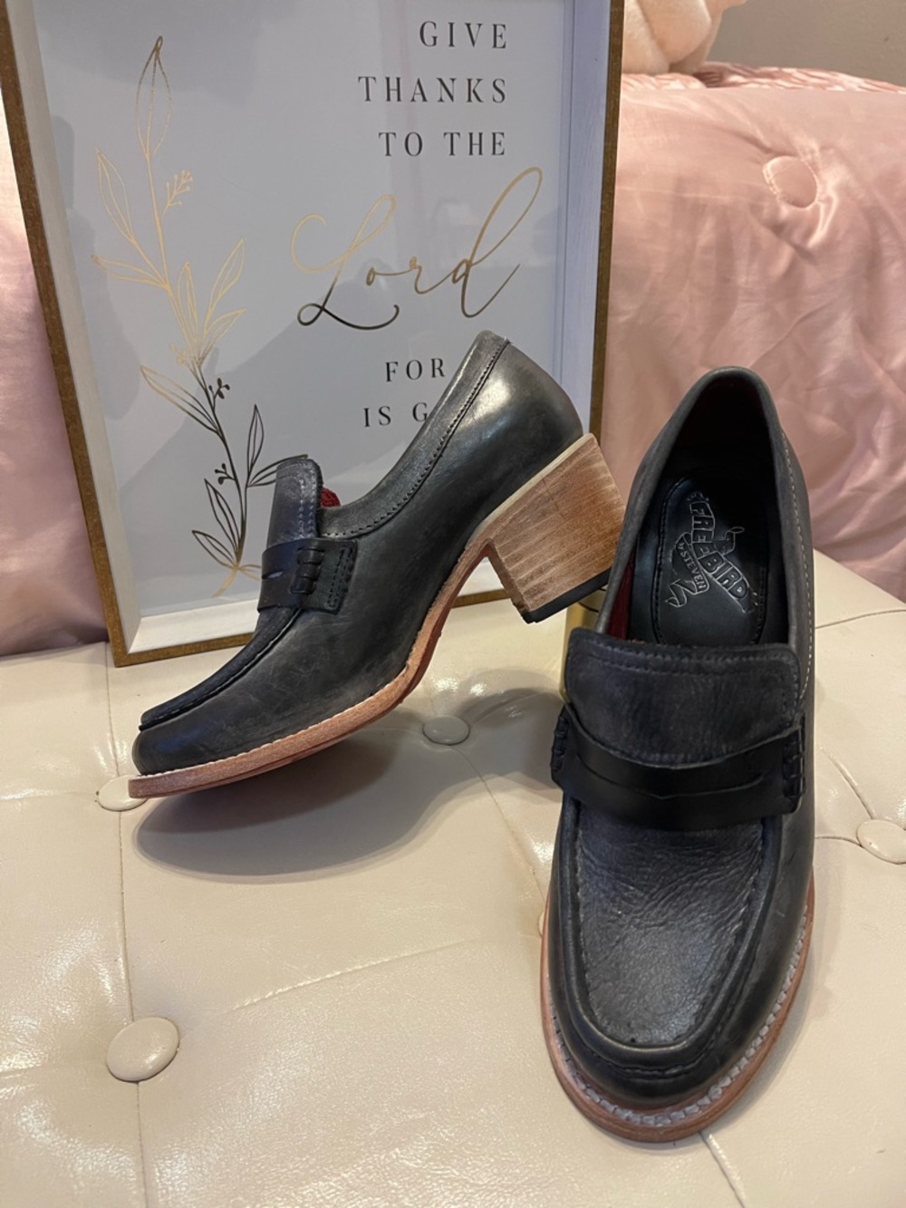 Freebird by Steven Chevelle Heeled Loafers Size 6